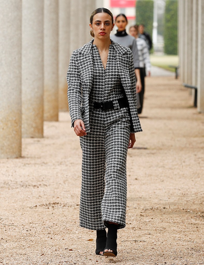 Black and White Houndstooth JEAN LOUIS VELEZ Wool Tweed Blazer